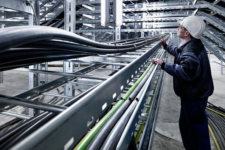 کابل کشی زمینی و هوایی 20 کیلو ولت